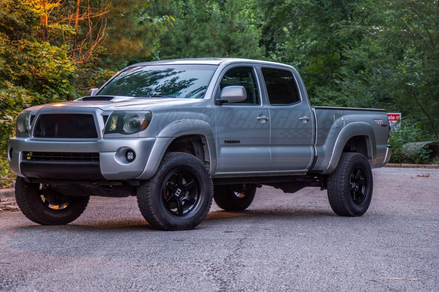 How Much Does a Toyota Tacoma Weight?